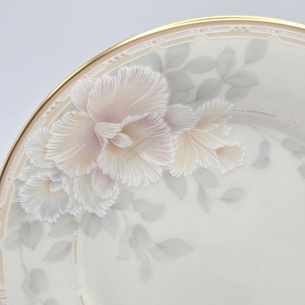 Set Of 6 Noritake Sweet Surprise Bread Plates #7702 Iris Floral Gold Rim MINT! - Picture 3 of 6
